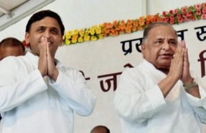 Breaking : Ex U.P CM Akhilesh Yadav gets arrested Akhilesh Yadav