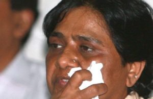 BJP MLA Sadhana Singh make objectionable Remarks against BSP Chief Mayawati NCW sent notice Sadhasingh make objectionable comment against Mayawati